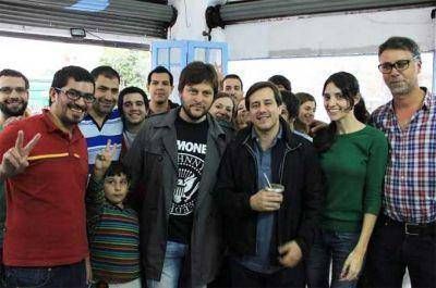 Mariano Recalde y el radical Santoro compartieron una actividad con vecinos de Caballito