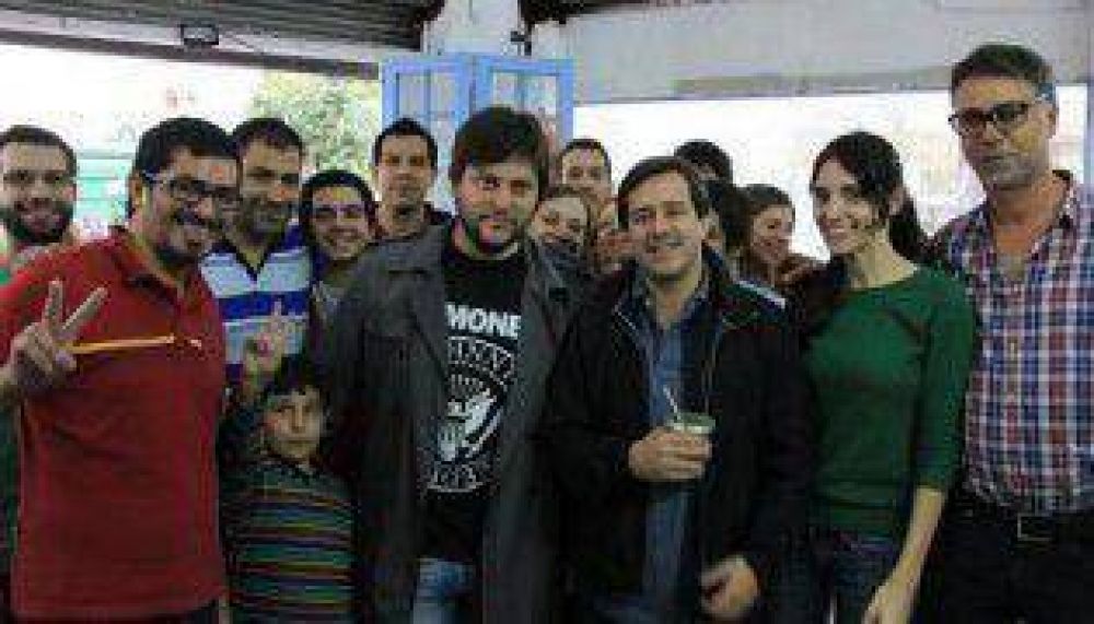 Recalde asegur� que �en unos d�as� confirmar� a su vice