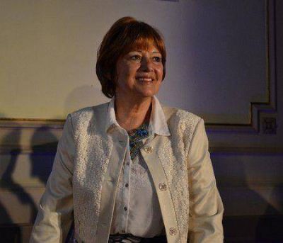  Novillo apoya proyecto para que haya otra mujer en el Superior Tribunal