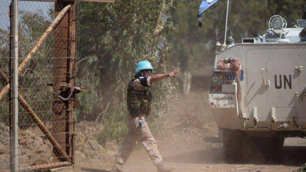 Morteros lanzados desde Siria hirieron a dos cascos azules en Israel