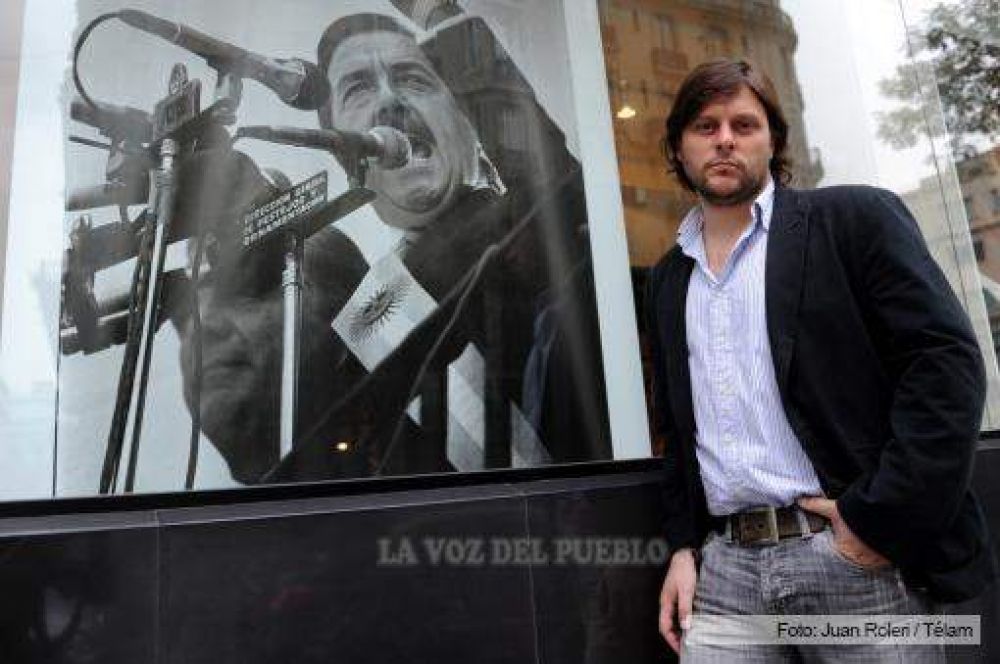 Charla de Leandro Santoro