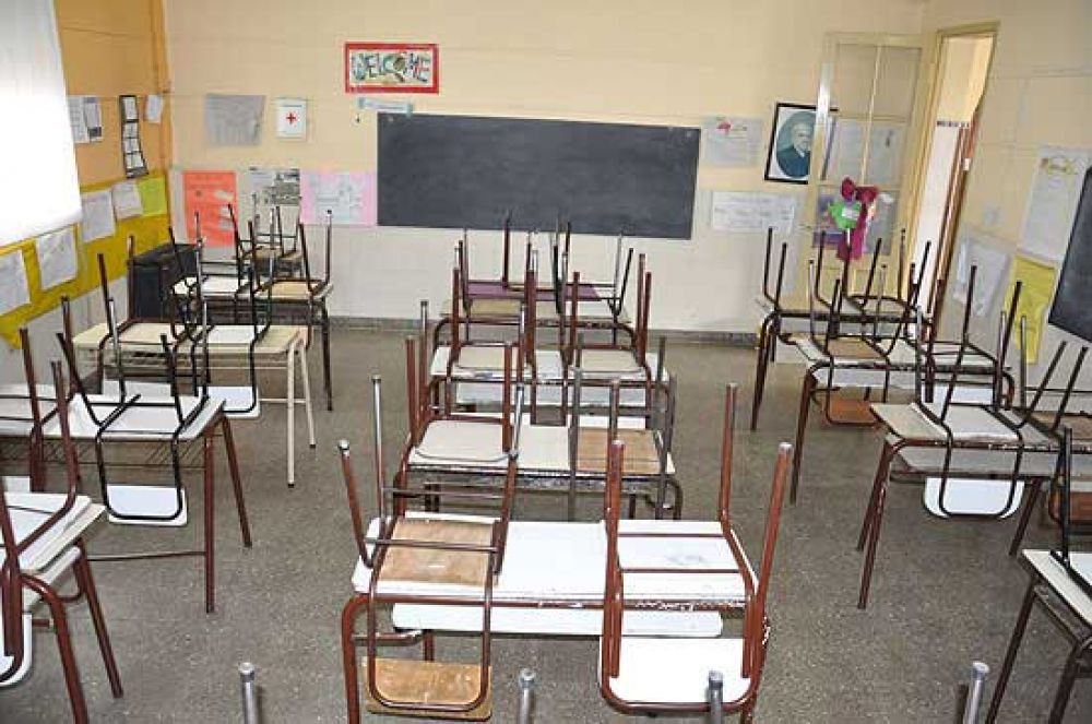 Debaten ley para que alumnos y padres eval�en a docentes