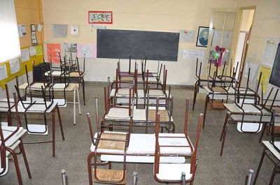 Debaten ley para que alumnos y padres eval�en a docentes