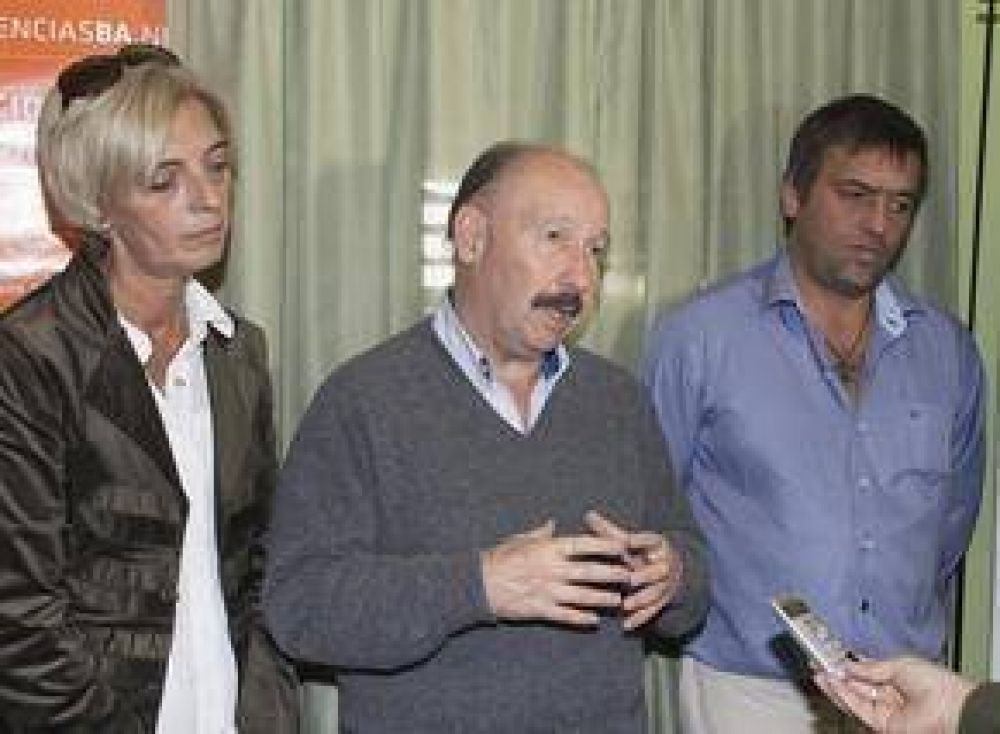 Los vecinos de Chillar pueden realizar los tr�mites de licencias de conducir en la propia delegaci�n