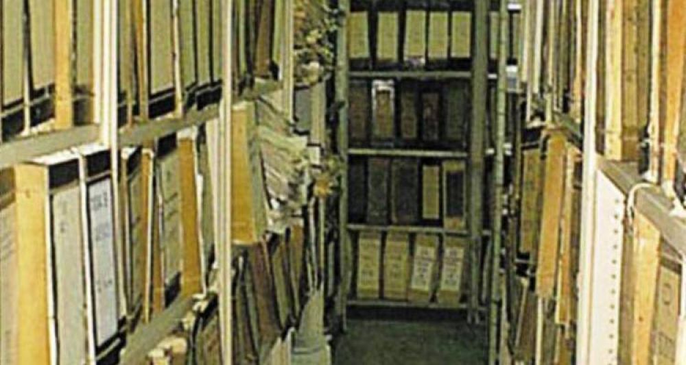 Sumario a Jefe de Archivo: Corren traslado para que haga su descargo