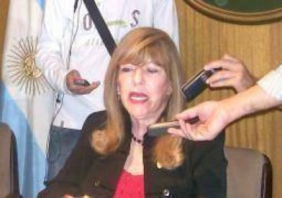 La senadora Quintela impulsa nueva ley de alquileres