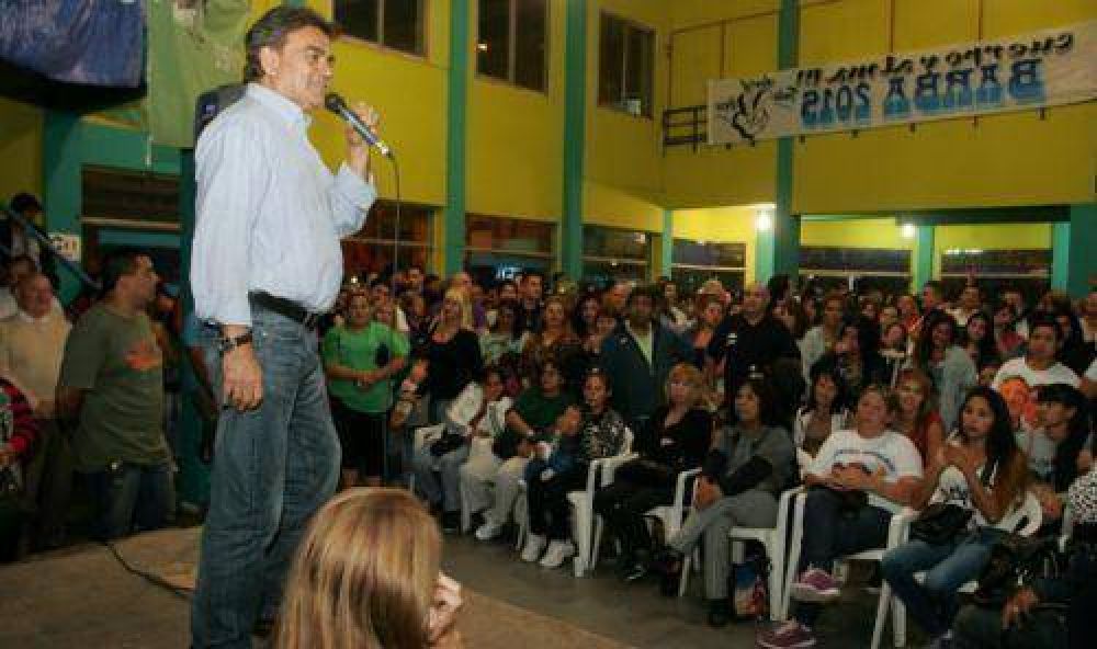 �Nadie va a hacer las cosas que hizo esta gesti�n en los barrios�