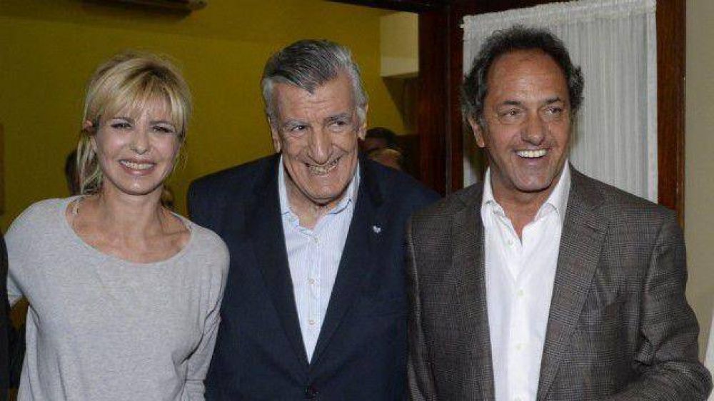 Scioli firmar� un convencio con Gioja antes del acto en el Auditorio