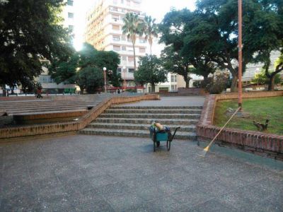 Reconversi�n de la Plaza Lavalle: privados invertir�an $40 millones