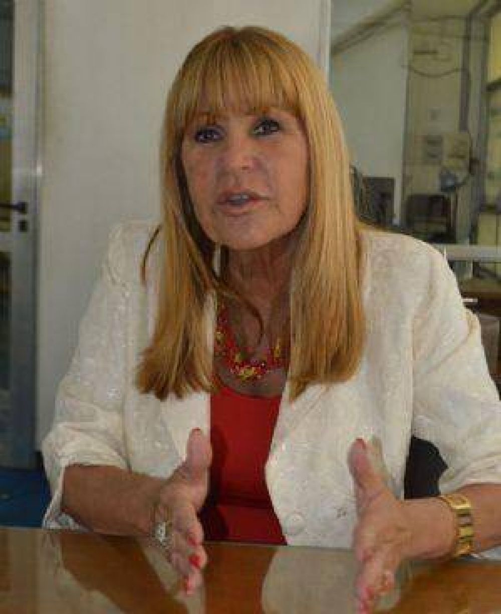 A�da le devolvi� el �baco a Capitanich: En vez de hacer cuentas, deber�a hacer obras