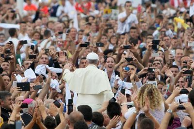 Papa Francisco: �Entend�is esto maridos? �Amar a vuestras mujeres como Cristo no es una broma!