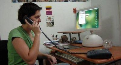 Se declar� a la telefon�a fija como servicio p�blico, pero no as� a la telefon�a m�vil