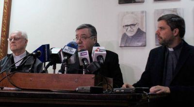 Chile: �Desterremos idolatr�a del dinero y la corrupci�n�, exhortan Obispos chilenos