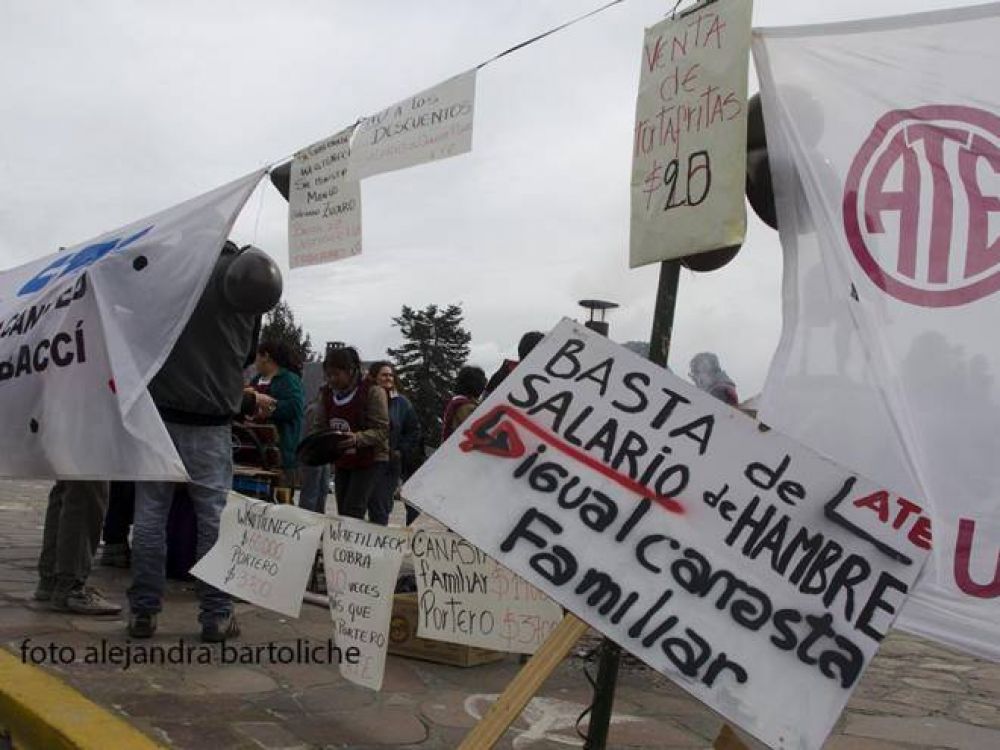 Paro de ATE: guardias mnimas en el hospital y escuelas sin clases