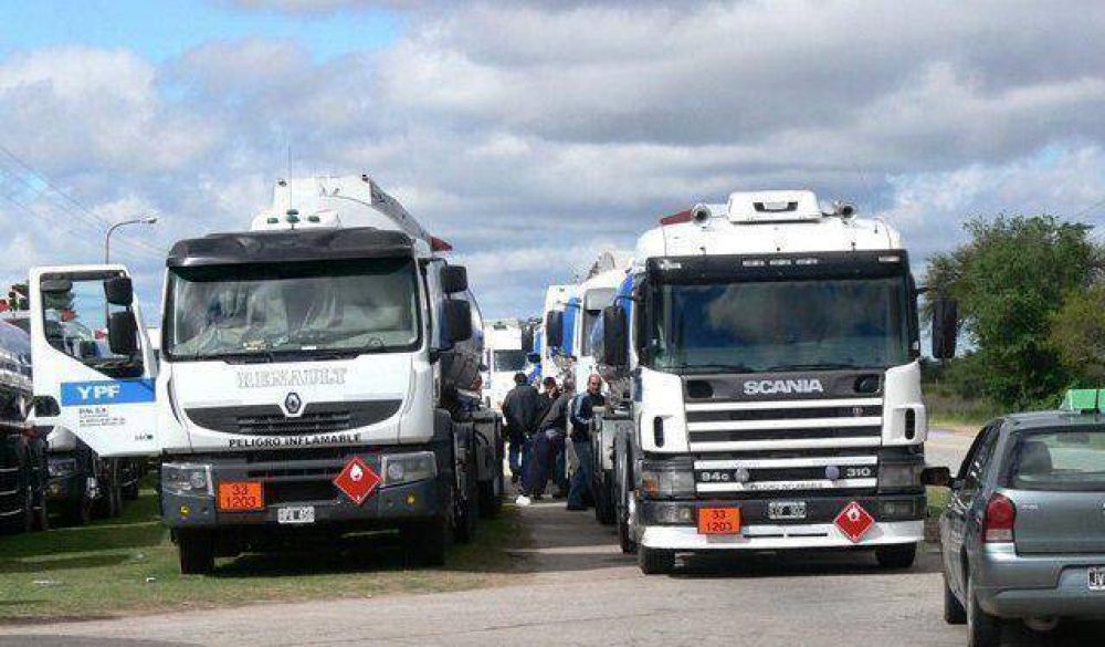 Conflicto camionero: Mendoza pide no bloquear el resto del transporte