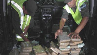 M�s droga en Corrientes: Gendarmer�a incaut� casi 75 kilos de marihuana