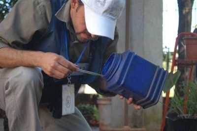 Por prevenci�n del dengue realizan control del �ndice larvario en Ober�