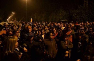 Juez dispuso cautelar para suspender desalojo de 750 familias en Abasto: Amplio apoyo pol�tico