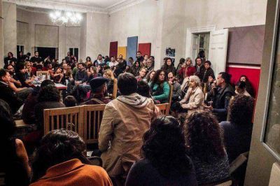 Flores: costureros y vecinos crean asamblea por talleres clandestinos