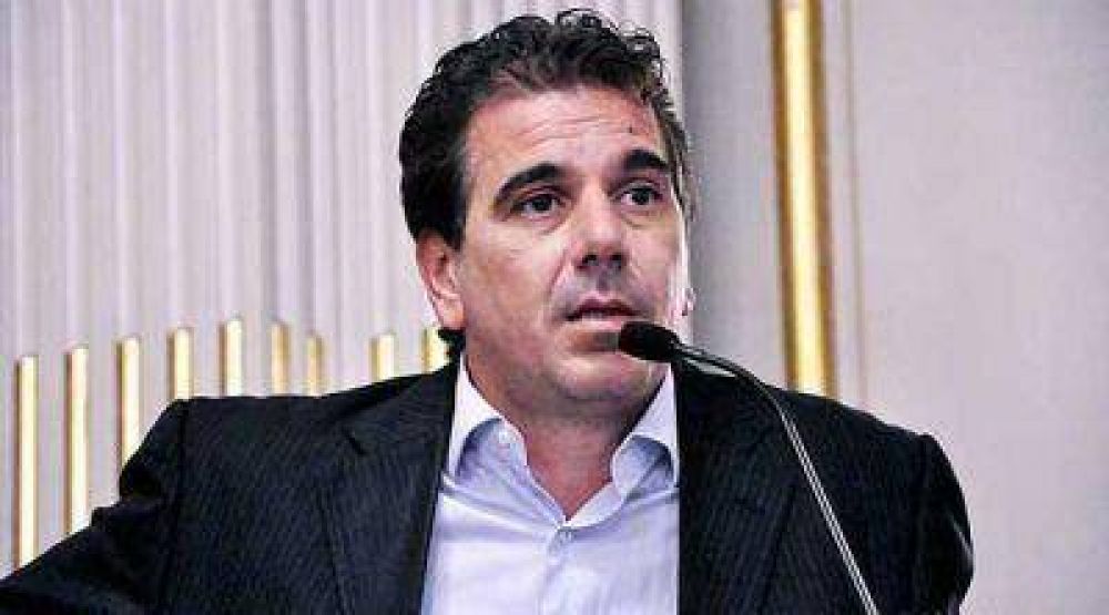 Ritondo presenta proyecto para prohibir los 