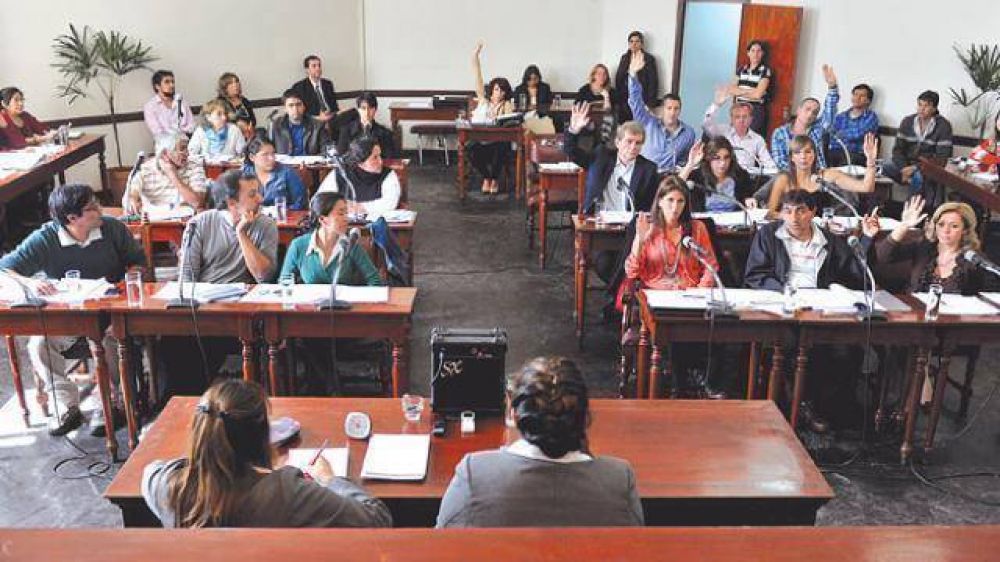 Ediles sesionan por la ma�ana, para participar de los actos a G�emes