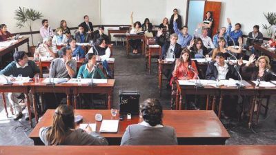 Ediles sesionan por la ma�ana, para participar de los actos a G�emes