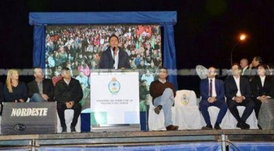 Capitanich y Daniel Scioli habilitaron 40 kil�metros m�s de pavimento en la ruta 9