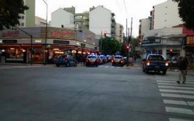 Se disfrazaron de mozos y asaltaron La Farola de Olivos: 4 detenidos