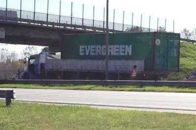 El Municipio pide a Autopista del Sol que haga obras en los puentes