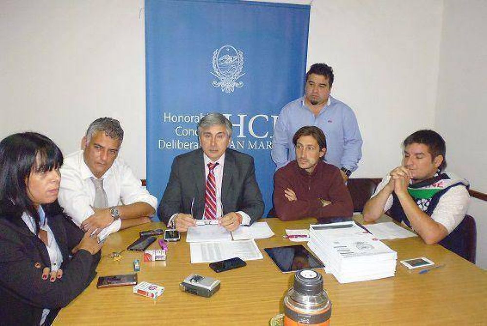 El FPV denunci� acuerdo entre el Ivoskismo y el Frente Renovador