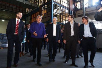 Juli�n Dom�nguez: �Quiero que en la Buenos Aires del futuro cada parque industrial tenga su polo tecnol�gico�