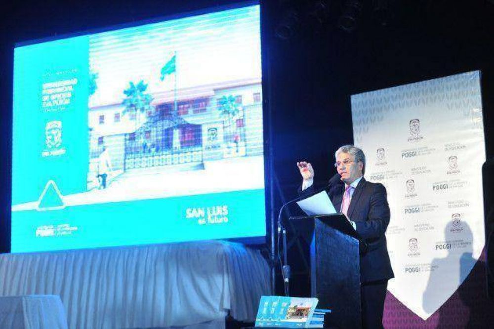 Inauguran la Universidad Provincial de Oficios �Eva Per�n�