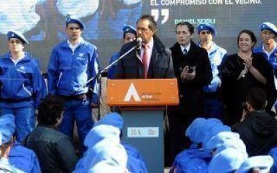 Scioli encabez� egreso de efectivos de la Polic�a Local en Esteban Echeverr�a