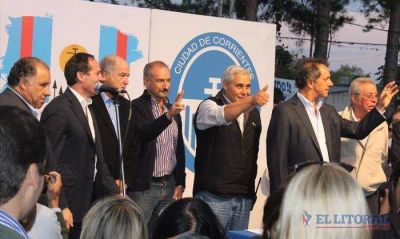 Scioli insiste en una �reparaci�n hist�rica� y R�os le prometi� su apoyo en las urnas