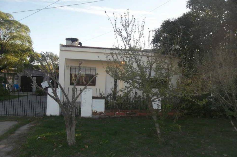 �Estaban los 3 sobre la cama�