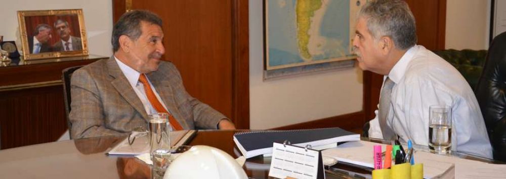 De Vido firmar� convenios y visitar� Capital y Chilecito