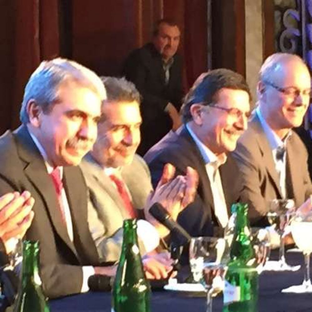 Beder particip� del lanzamiento de Anibal Fernandez como candidato a gobernador