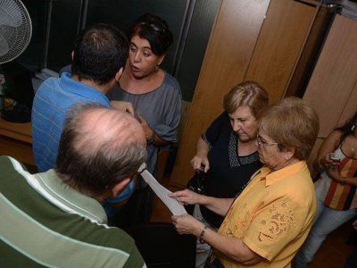En el plebiscito, los trabajadores de la salud aprobaron el 35% de aumento