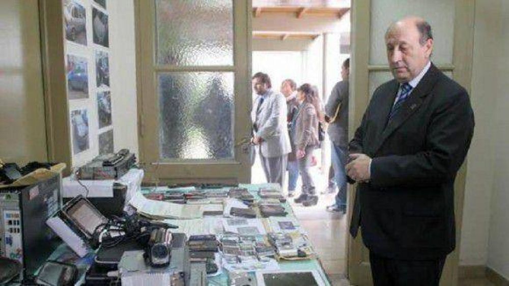 En impresionante operativo en barrio Sur secuestran 100 mil pesos y droga