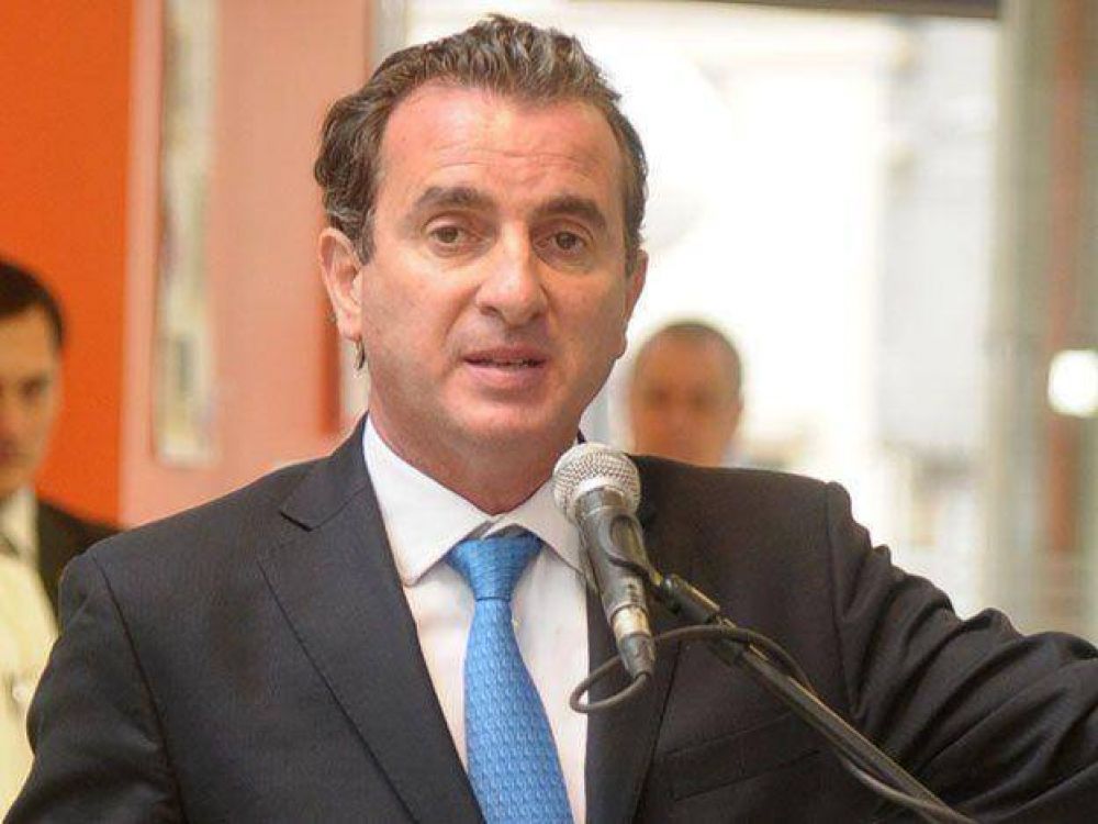 El gobernador Francisco P�rez 