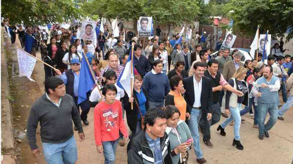 Urtubey de campa�a por Aguas Blancas