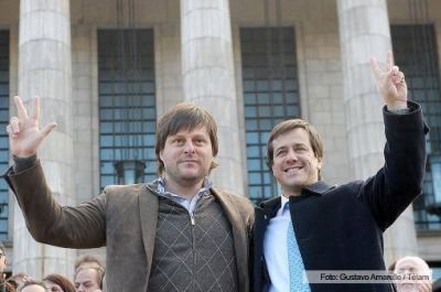 El radical Leandro Santoro ser� el compa�ero de f�rmula de Mariano Recalde