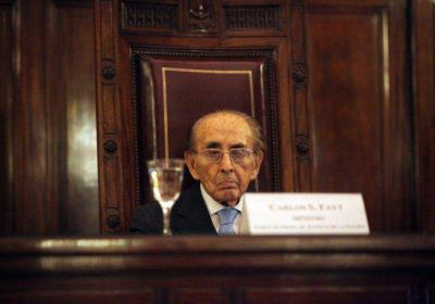 El kirchnerismo pide que Fayt vaya a Diputados a mostrar condiciones psicof�sicas
