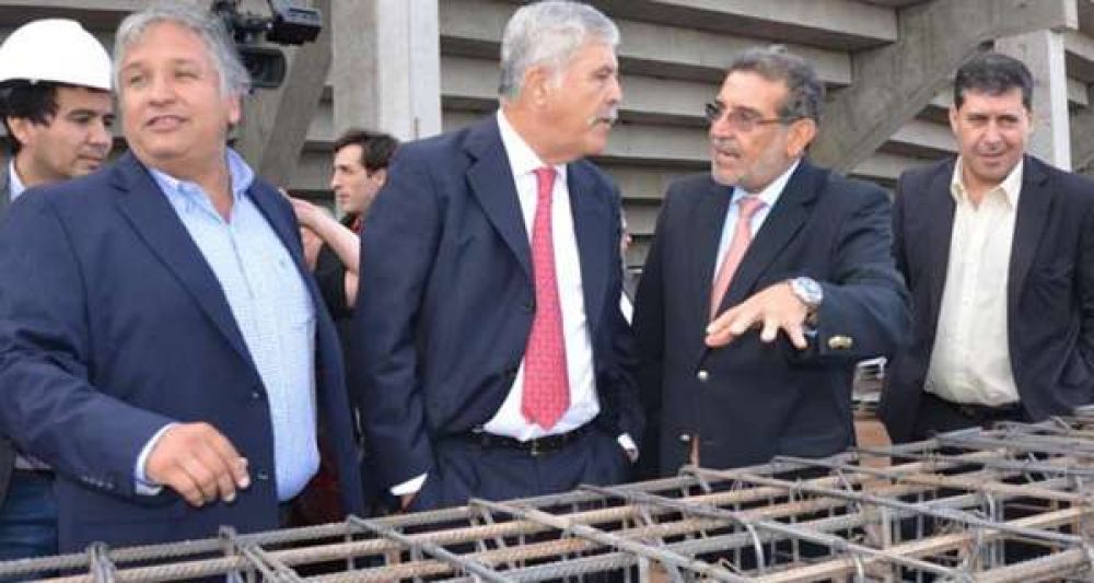 Bosetti recibi� con entusiasmo los elogios a las obras de Infraestructura
