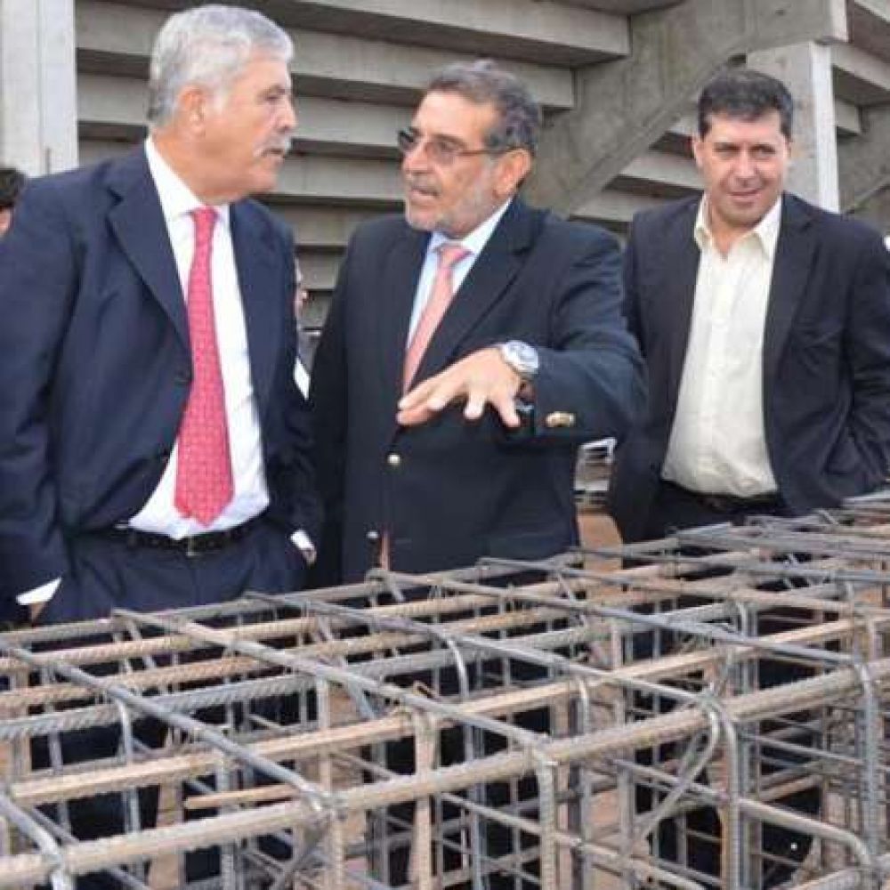 Naci�n invertir� 800 millones de pesos en m�s obras para La Rioja