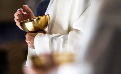 9 de mayo: transmisi�n en directo de las ordenaciones sacerdotales