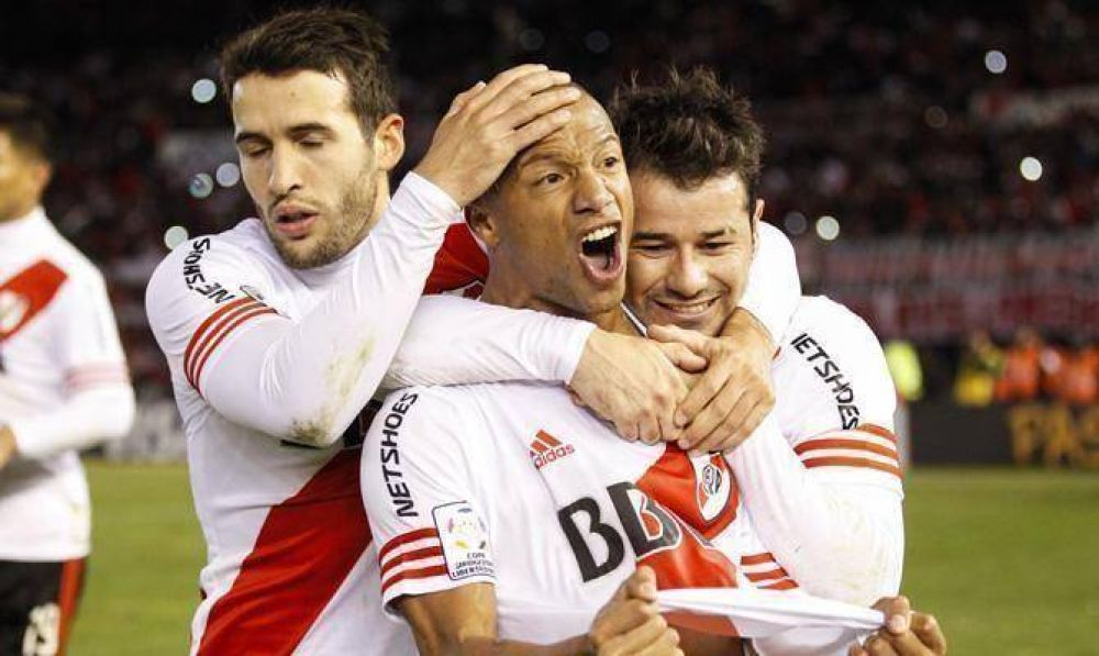 Un River bravo se llev� por delante a Boca y gan� por la m�nima