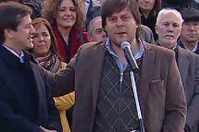 Repercusiones por la designaci�n de Santoro como vice de Recalde