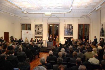  Las provincias van ahora por una suba del crudo 
