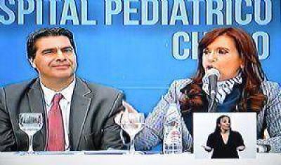 Cristina confes�: N�stor y yo no d�bamos ni dos centavos por Coqui en 2007